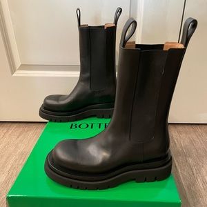 BRAND NEW BOTTEGA BOOTS